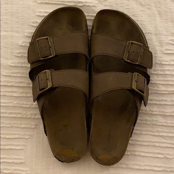 Sandals - Picture 3 of 3